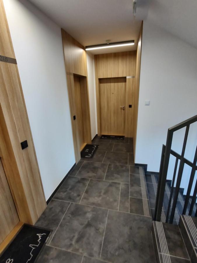 Uroczy Apartament Z Miejscem Na Auto W Garazu Apartment Warsaw Exterior photo