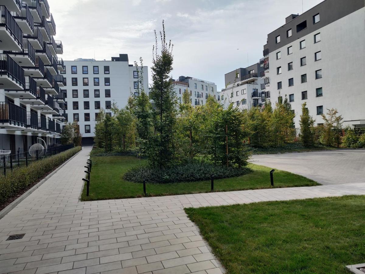 Uroczy Apartament Z Miejscem Na Auto W Garazu Apartment Warsaw Exterior photo