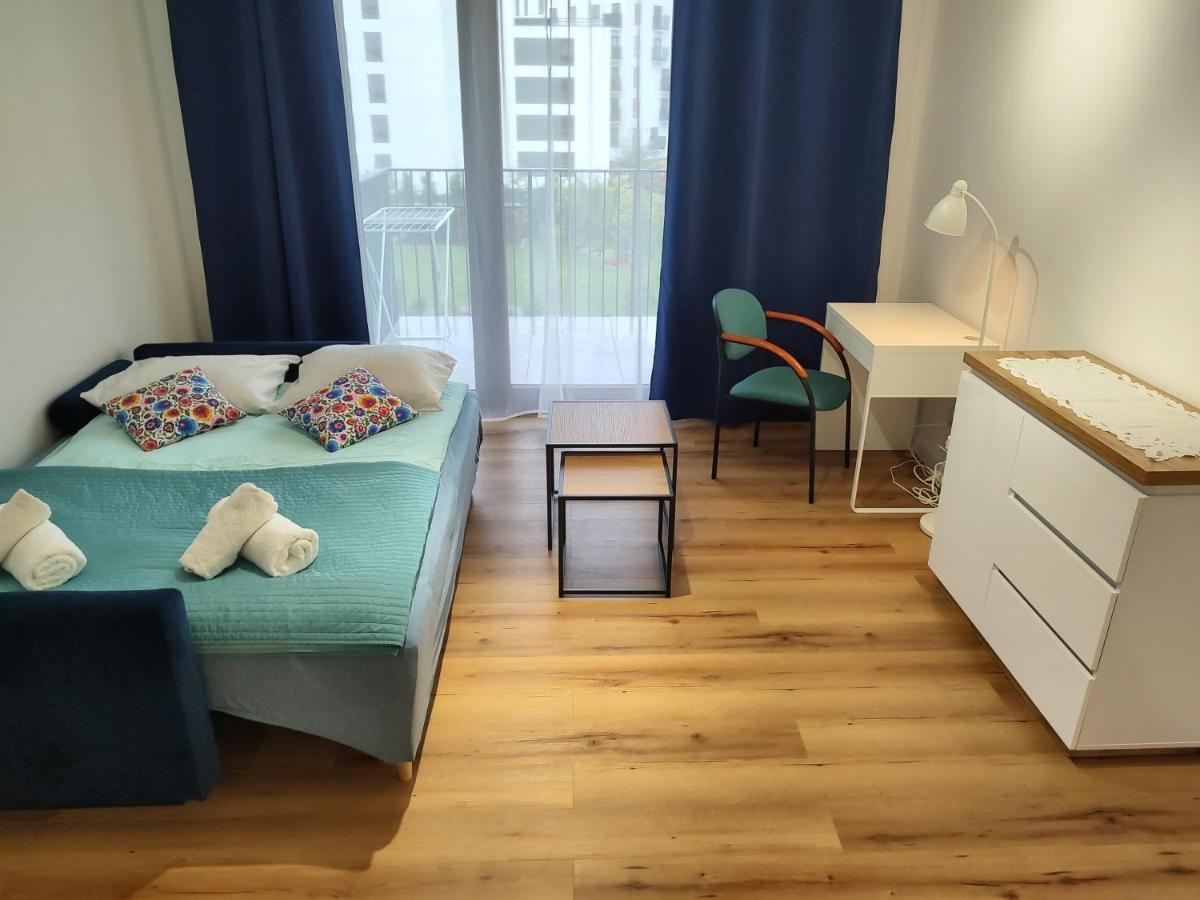 Uroczy Apartament Z Miejscem Na Auto W Garazu Apartment Warsaw Exterior photo