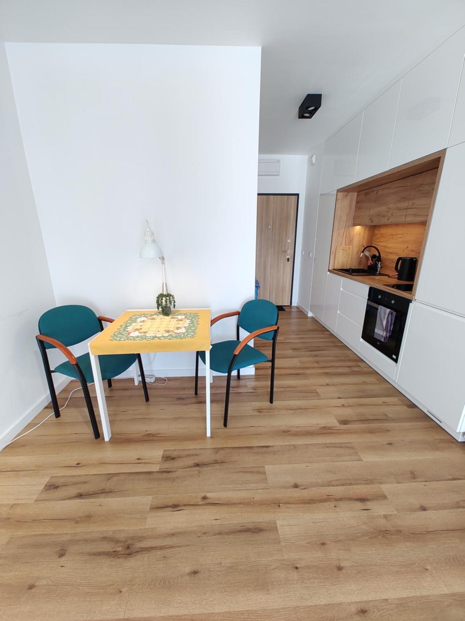 Uroczy Apartament Z Miejscem Na Auto W Garazu Apartment Warsaw Exterior photo